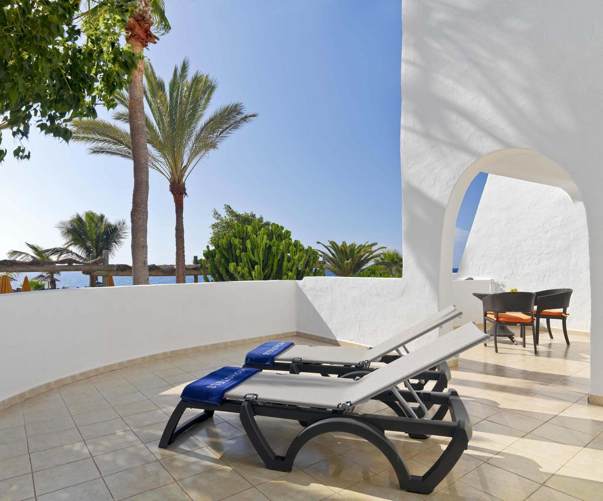 H10 Timanfaya Palace - Adults Only Playa Blanca  Extérieur photo